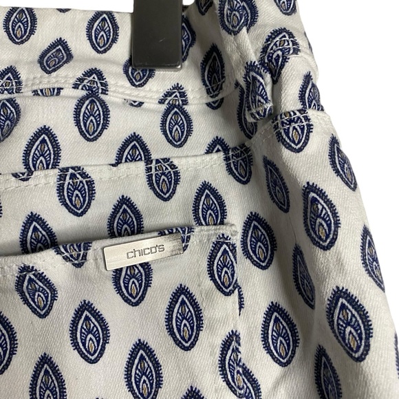 Chico's Women's The So Slimming Girlfriend Crop Patterned Jeans - Picture 7 of 11